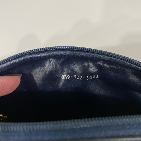 Authentic 💯Gucci blue Monogram cosmetic Bag! - Picture 5 of 16